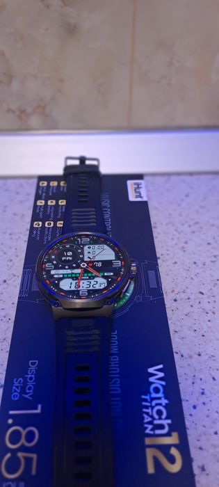 Vând smartwatch Ihunt in stare foarte bună, bateria buna