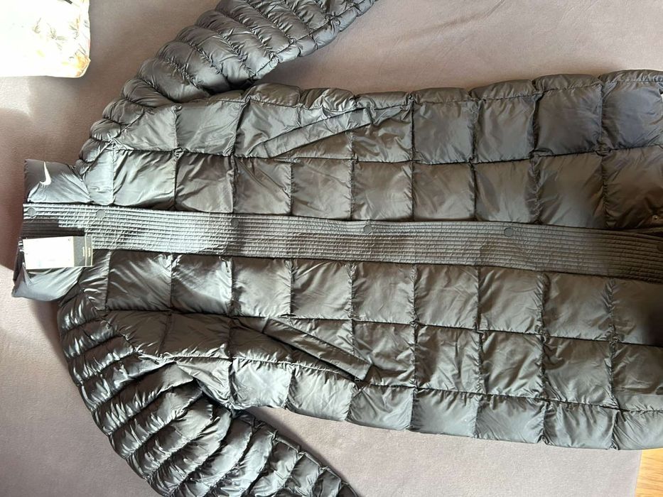 Nike дълго яке – размер M