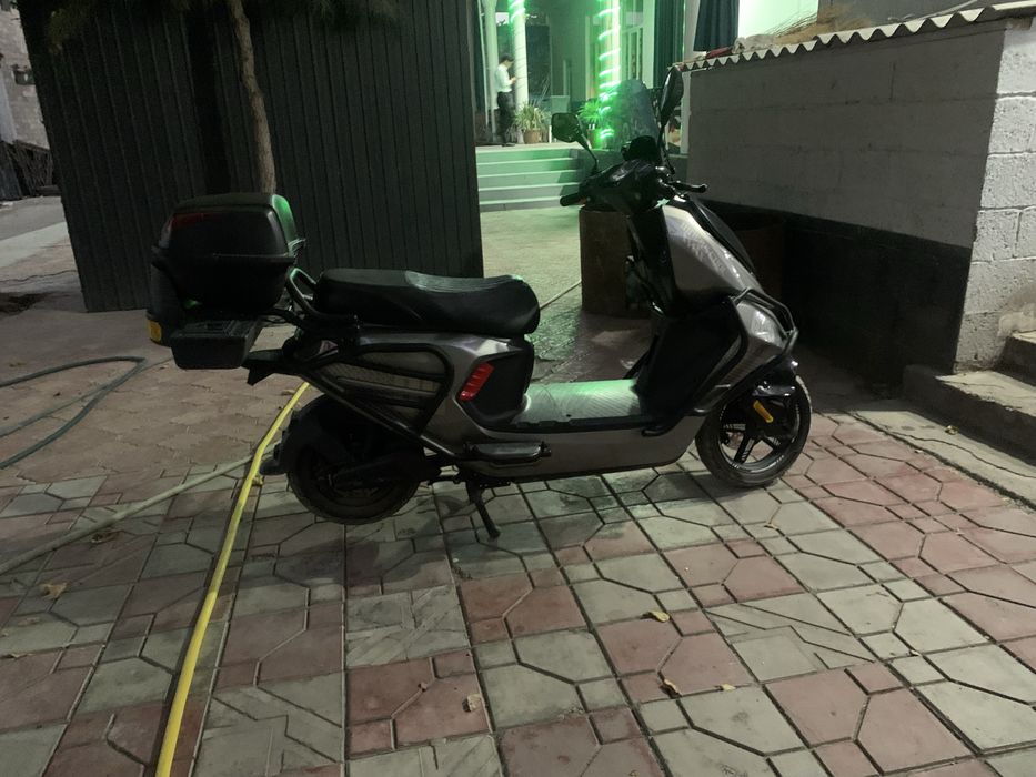 Skuter Ducasu AE5 ,