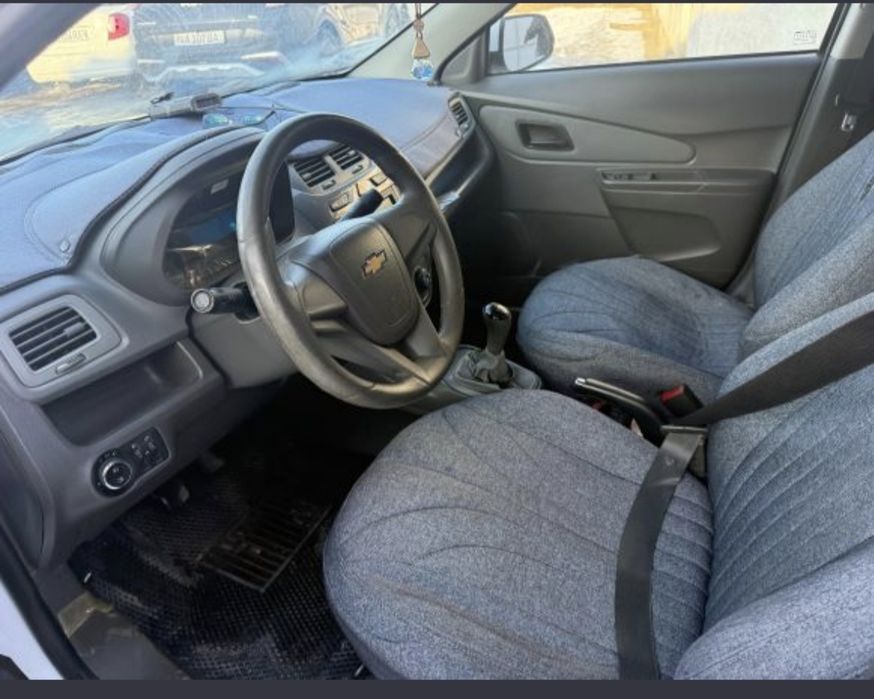 Chevrolet Cobalt 2021 — 4