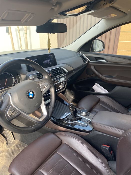BMW X4/Hud/231cp/Camere 360/Gesture/Keyless