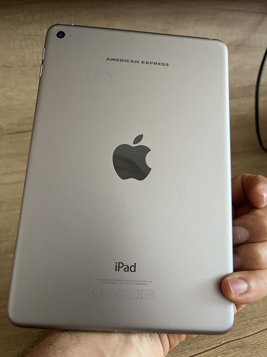 Vand Ipad mini 4
