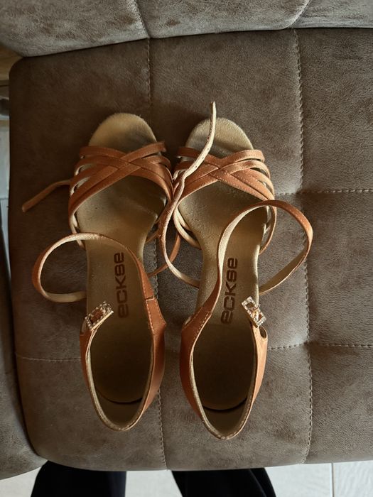 Туфли для бальных танцев