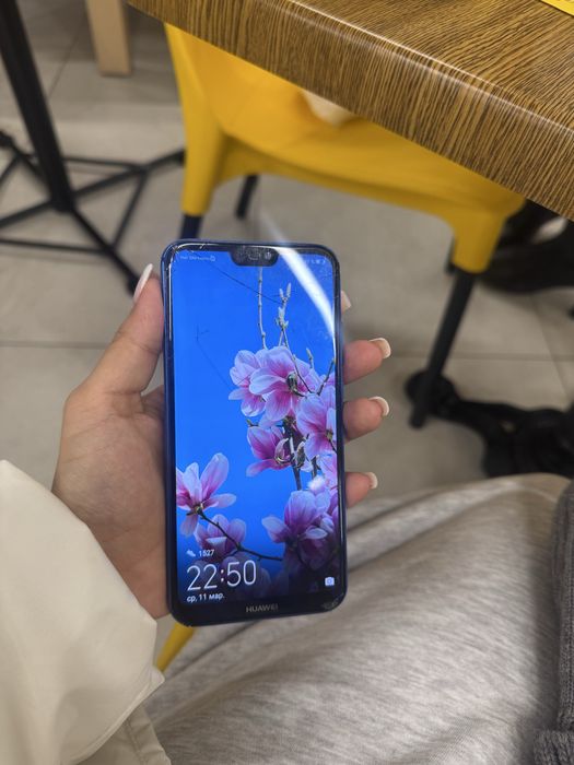 Продам Huawei Y9 (2019)