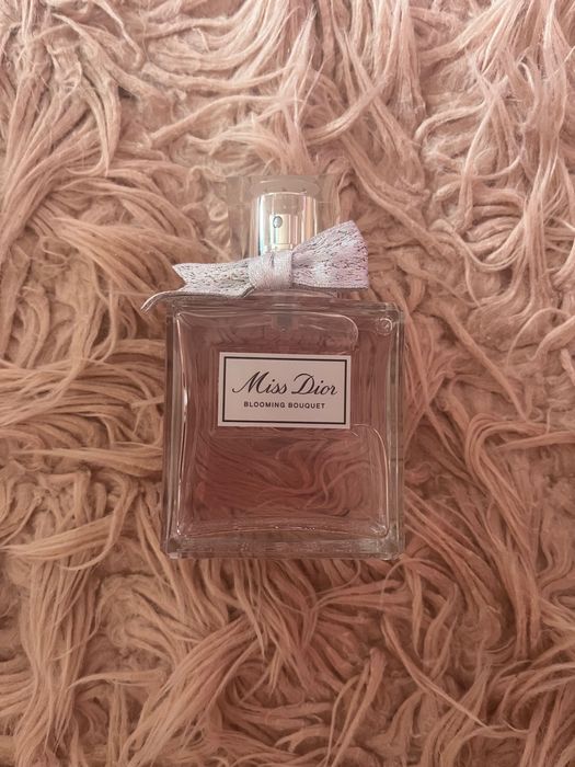 Парфюм Dior blooming bouquet