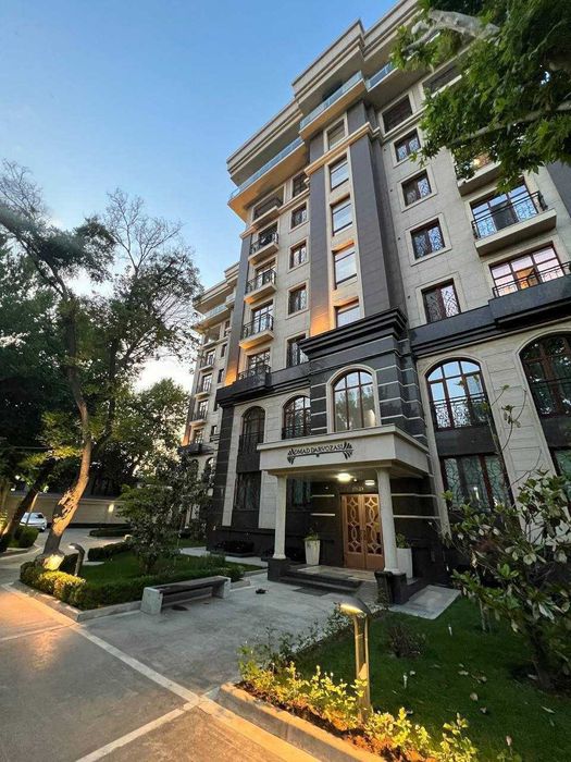 Ц-4 Алайский ЖК Муфаррах 4-комн 4/6 107 м² коробка закрытый двор