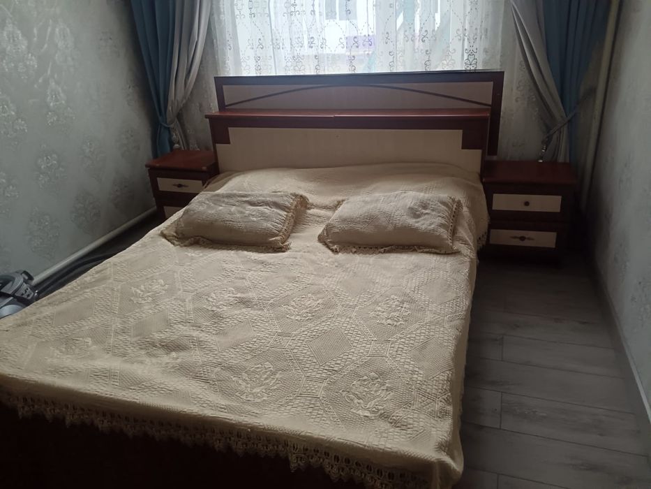 Продам спальное гарнитур