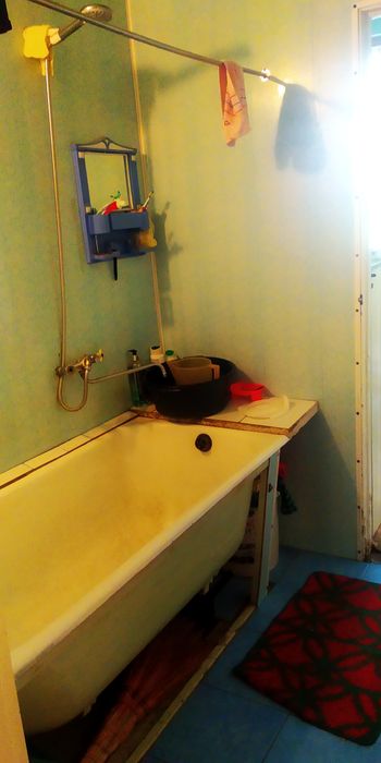 Продается  2 комнатная квартира