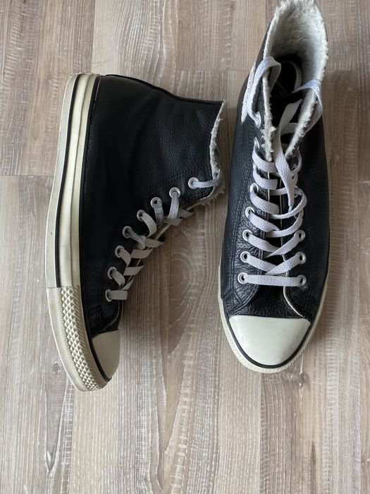 Vând Converse Negrii de Piele Cu Blană 42,5