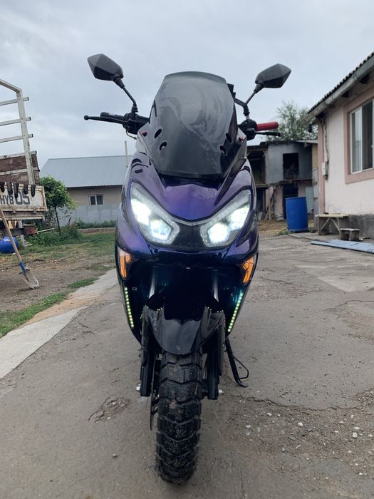 Maxi 150 куб в идиалном состоине с доким
