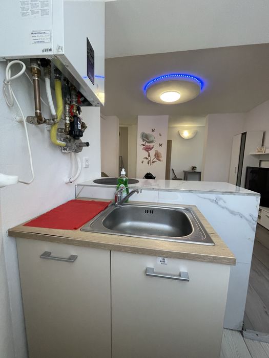 Inchiriez apartament 1 camera in regim hotelier