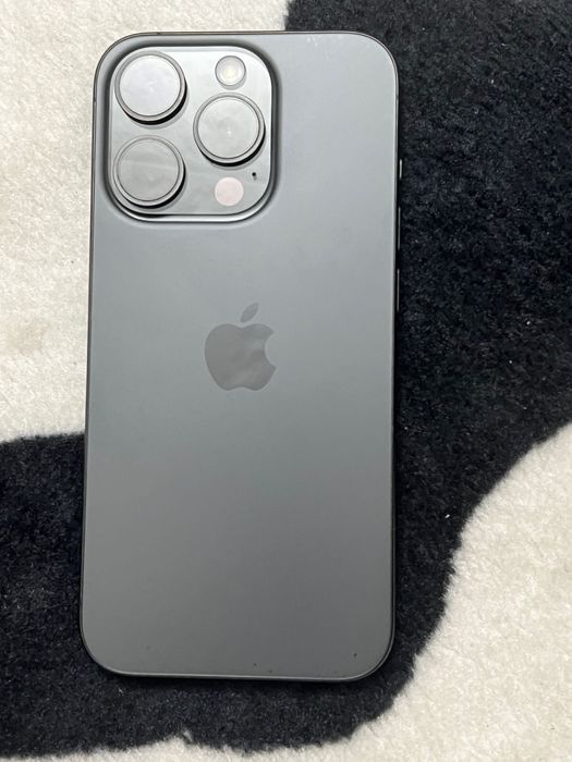 Iphone 15 pro 90% sanatatea bateriei