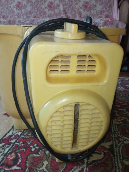 Продаётся стиральная машинка Малютка