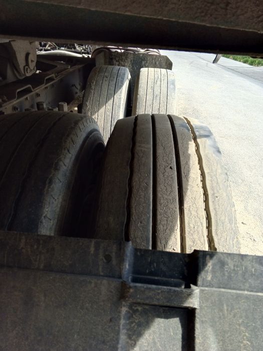 Sotiladi kamaz fura holati yaxshi yurib turgan moshina ishga tayyor ..