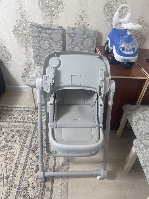 Детское кресло для кормление