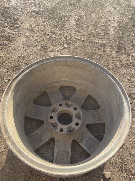 Запаска на bmw r 16