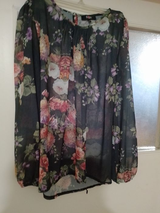 Дамски блузи запазени