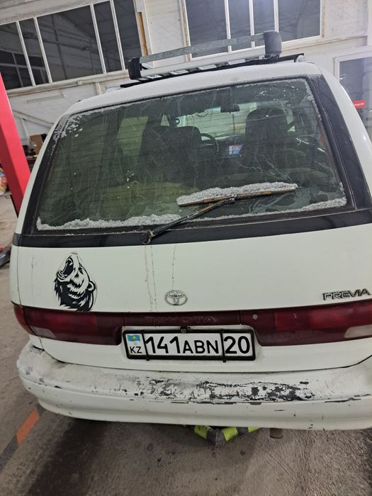 Продам тойота превия