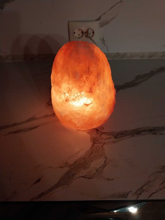 Продавам  солна лампа