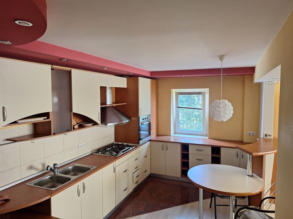 Inchirere apartamant