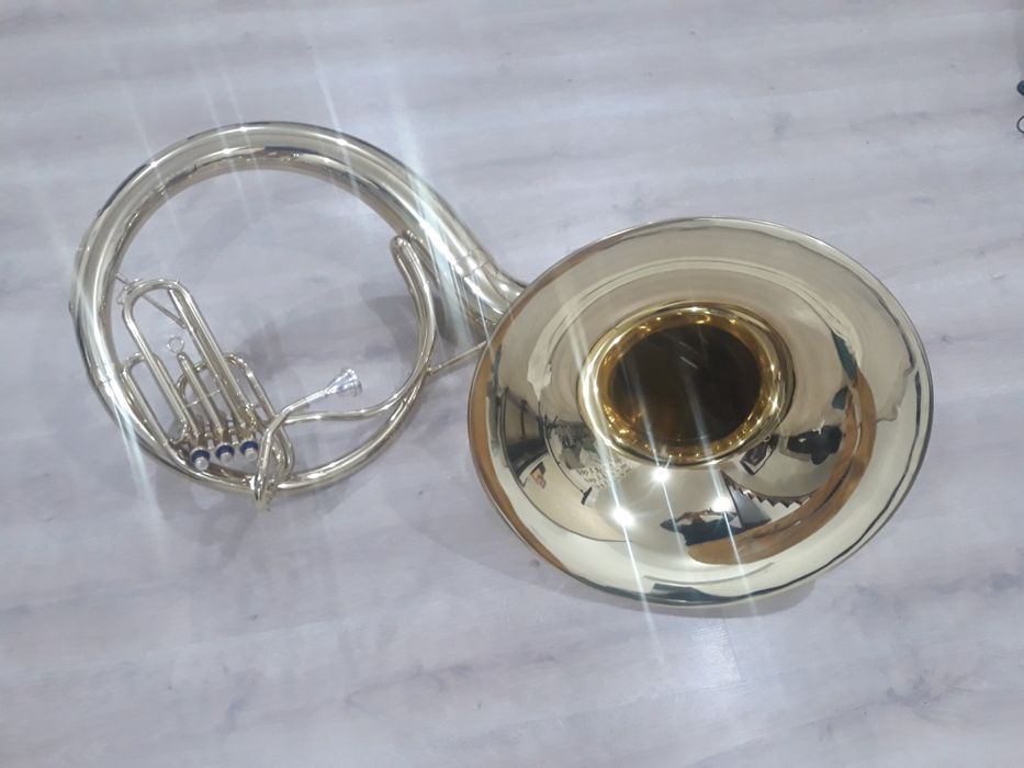 Tuba bass fanfara Mi b