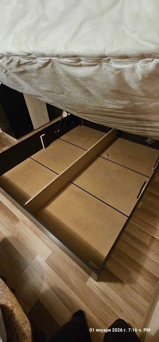 Спални комплекти с матрак