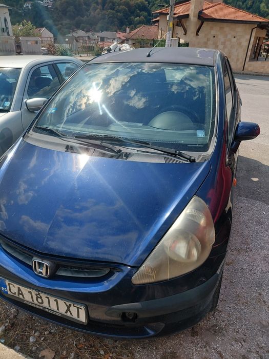 Продавам Хонда джаз