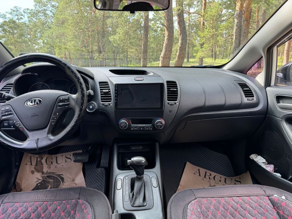 kia k3 автомобиль