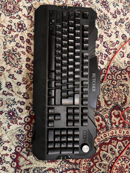 Клавиатура, немного заедает пробел