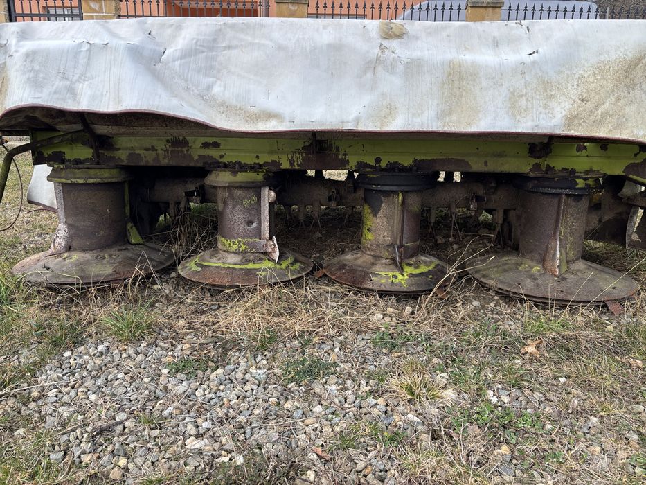 Claas corto 270s
