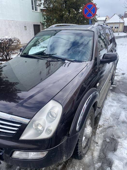 Utilitara Ssanyong Rexton