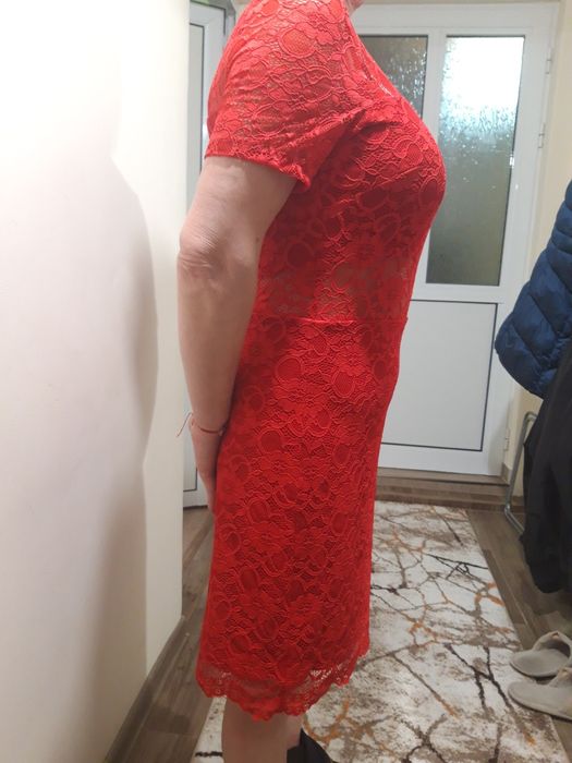 Официална дантелена рокля JUNONA