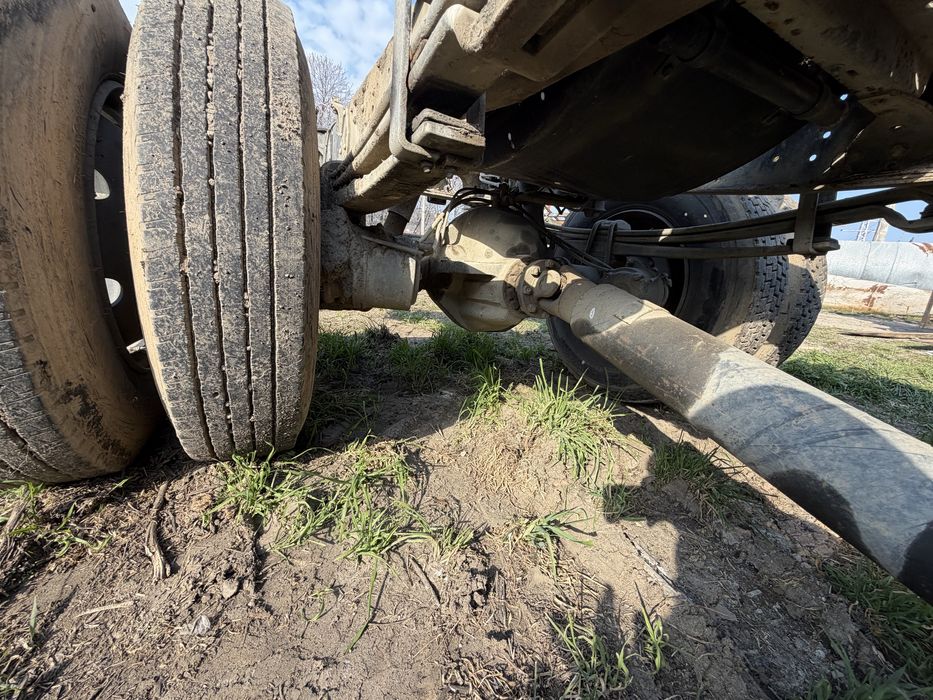 Камион Мерцедес 1314 125кс 6000куб 1991г на части