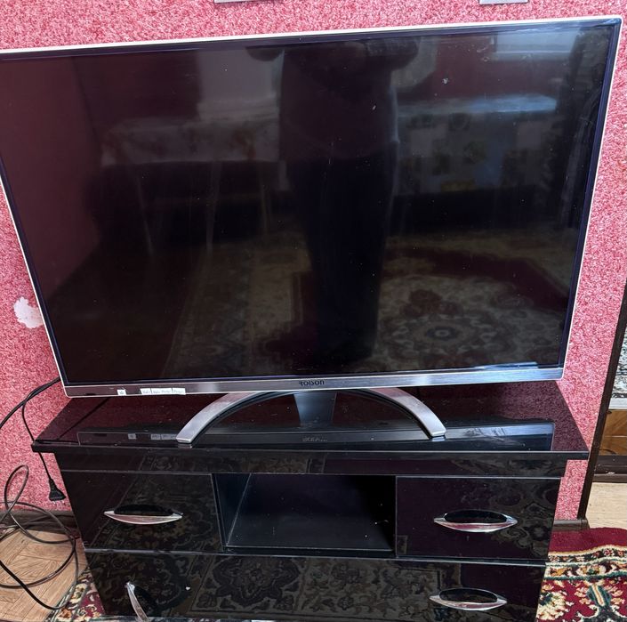 Televizor sotiladi holati yaxshi kotta