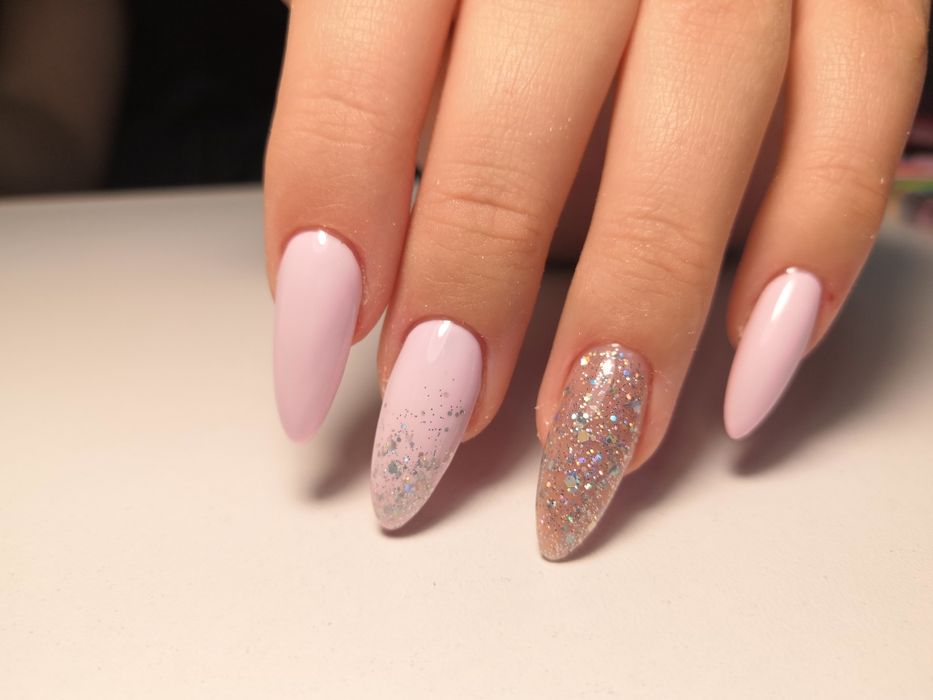 Маникюр, наращивание ногтей