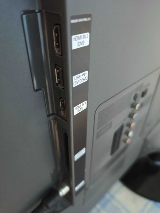 TV led Samsung HD diag. 82 cm