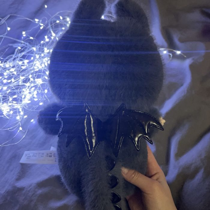 Продаю Лабубу игрушки и т.д.