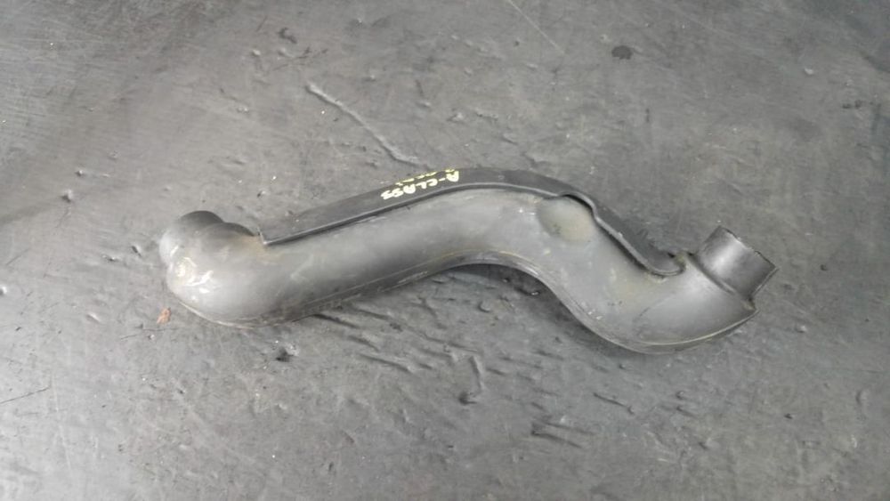 Furtun separator ulei 2.0 cdi mercedes a-class w169 a6400101182