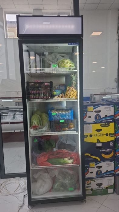 Витринный холодильник