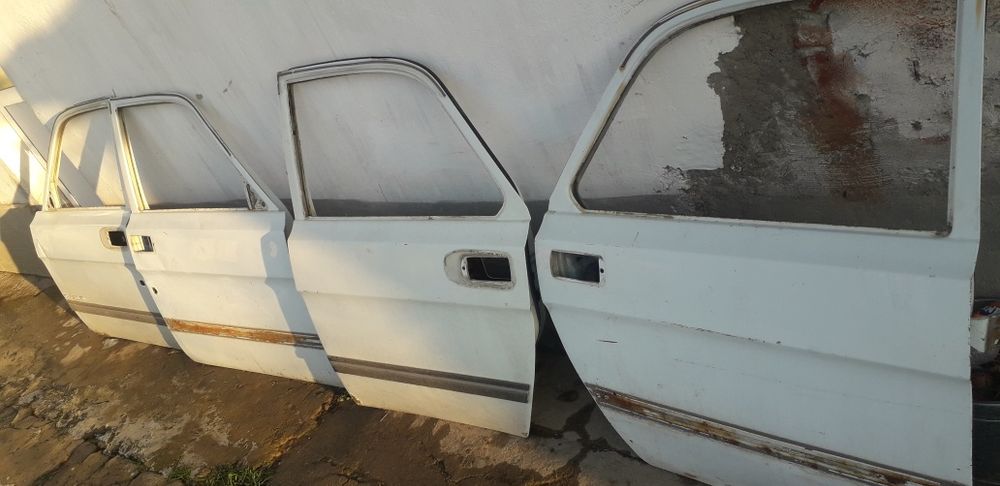 Продается двери от Волги газ 31 10