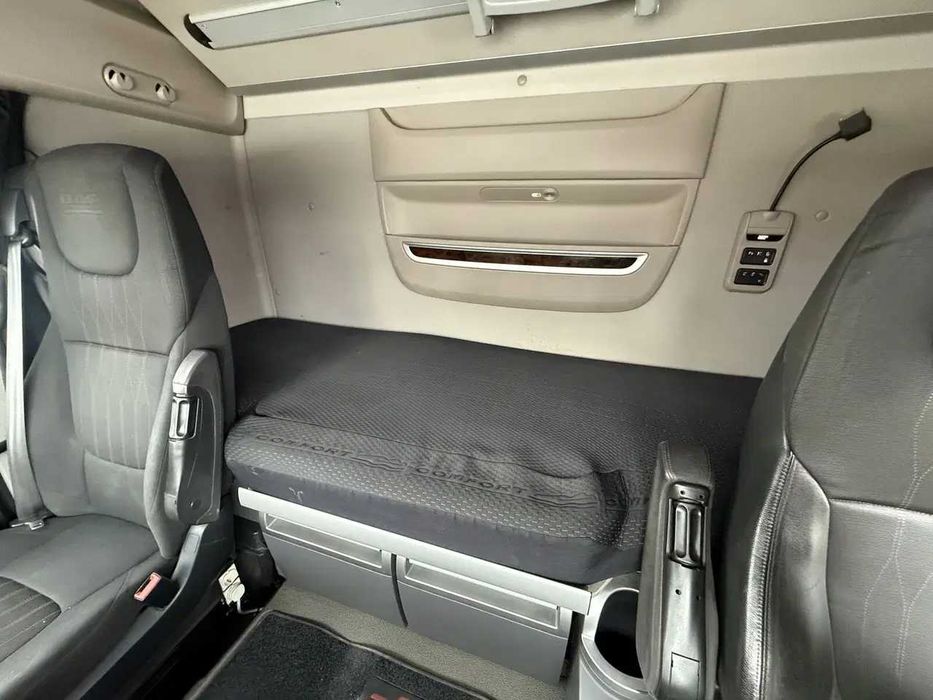 Тягач DAF XF 530 FTS Retarder