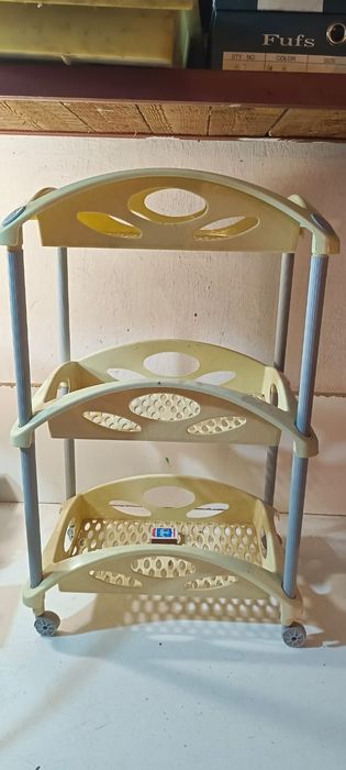 Продам стеллаж для хранение овощей