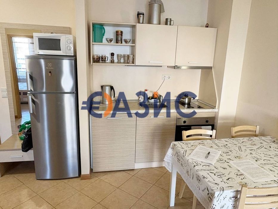 Продава се Двустаен апартамент в к.к. Слънчев бряг - 49 кв.м за 1858 €/кв.м - Снимка #10