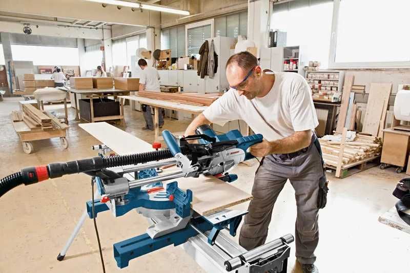 Торцовочная пила Bosch GCM 8 SJL Professional