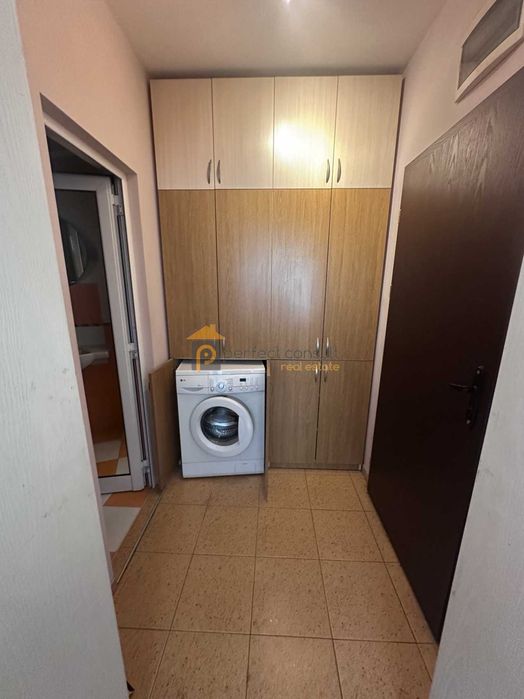 Двустаен апартамент в Смирненски