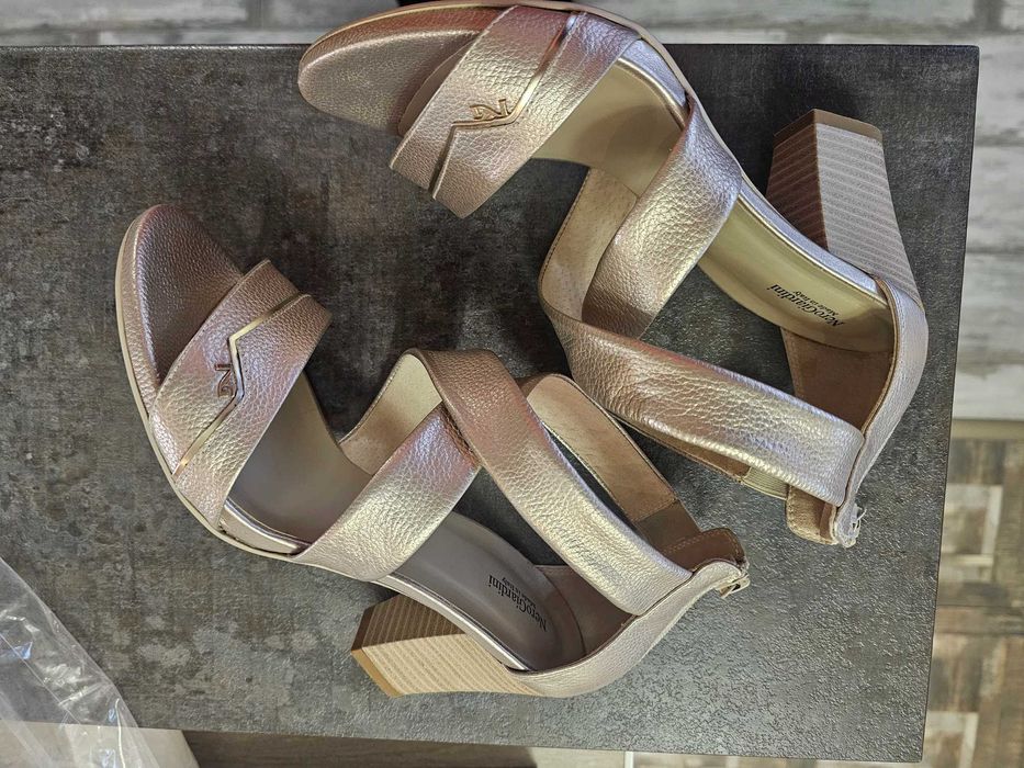 Дамски сандали Nero Giardini обувани веднъж 40 номер