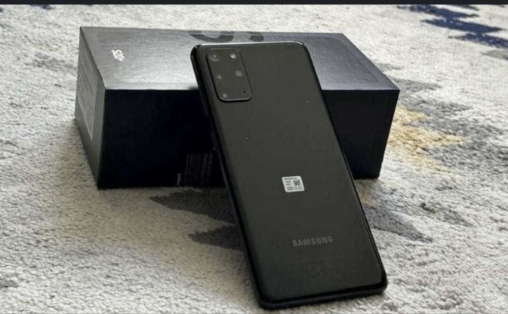 Samsung Galaxy S20 Plus; Black; 128 GB; Impecabil