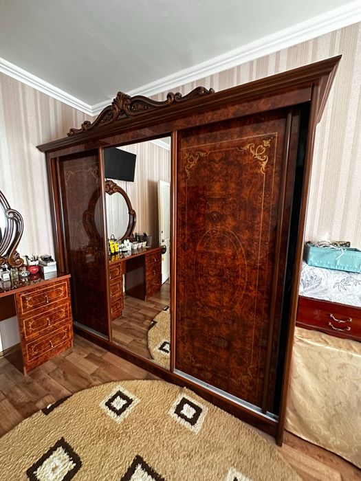 комплект мебель сотилади холати яхши