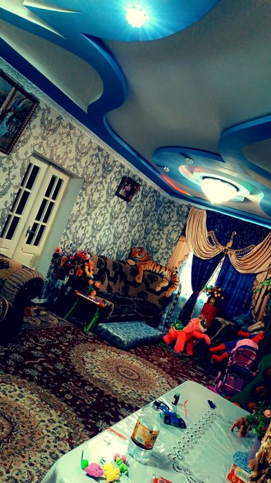 Срочно продаются дом  посёлок Чархин центр.