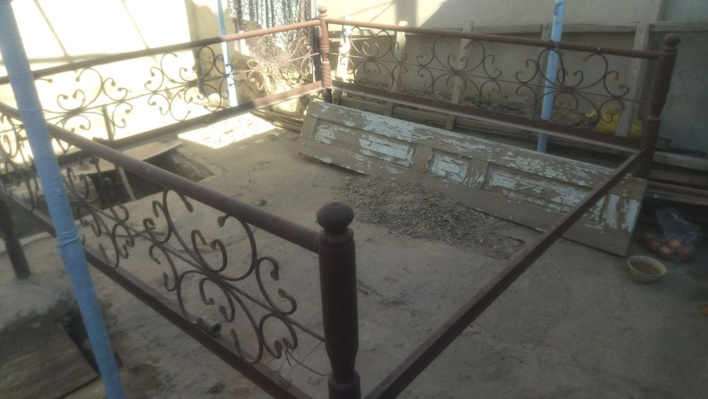 Temir tapchan sotiladi.